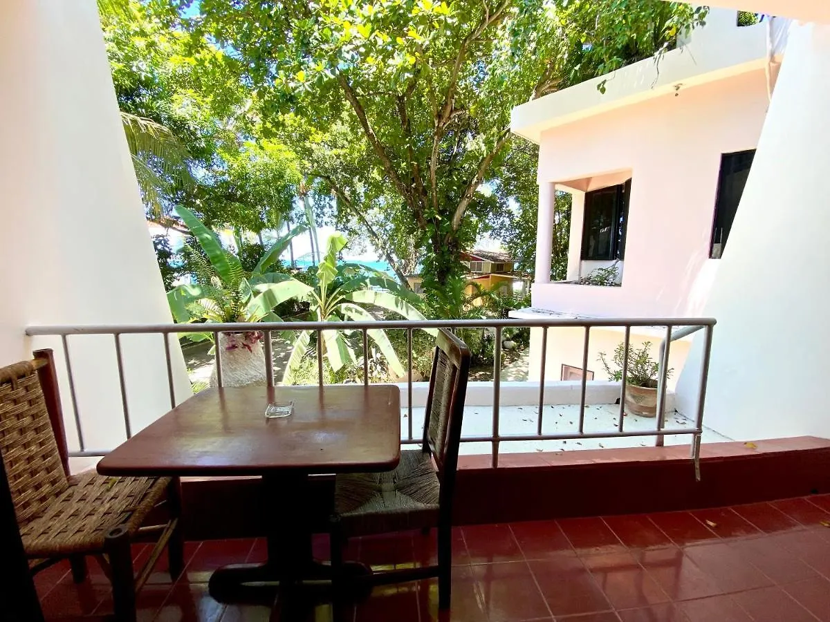 Hotel Alegria كاباريتي